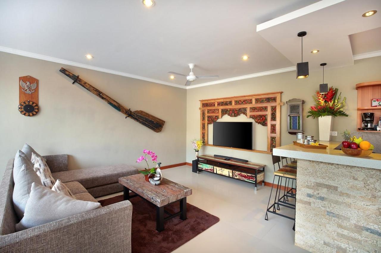 סמיניאק Kae Villa Anggrek מראה חיצוני תמונה