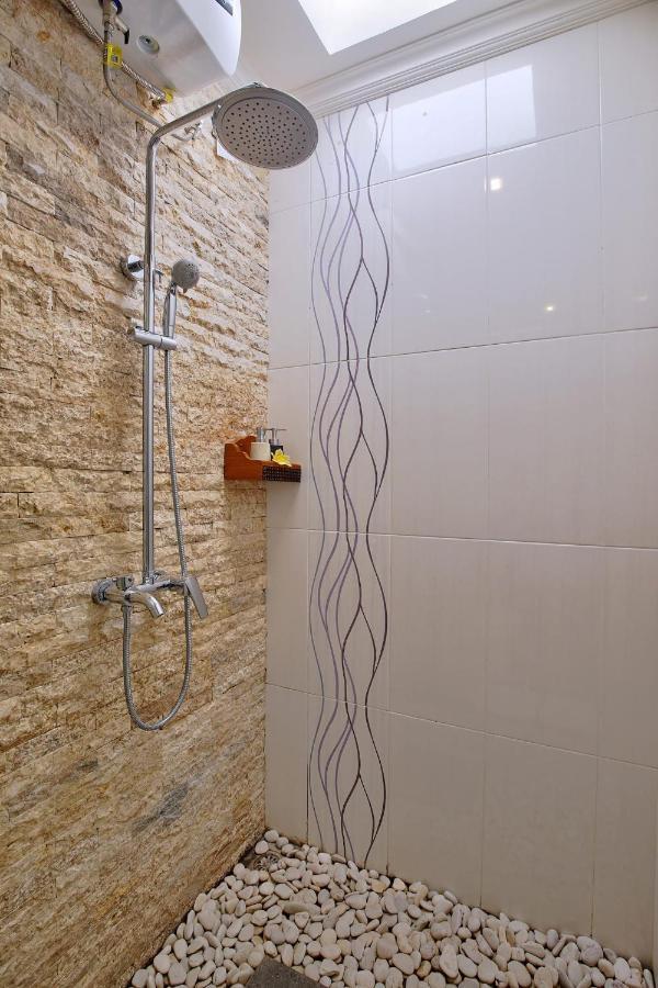 סמיניאק Kae Villa Anggrek מראה חיצוני תמונה